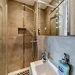 5 Bed In Grange-over-sands Oc-95876 *