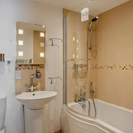 Holiday home 5 Bed In Newton-in-cartmel 95876 High Newton