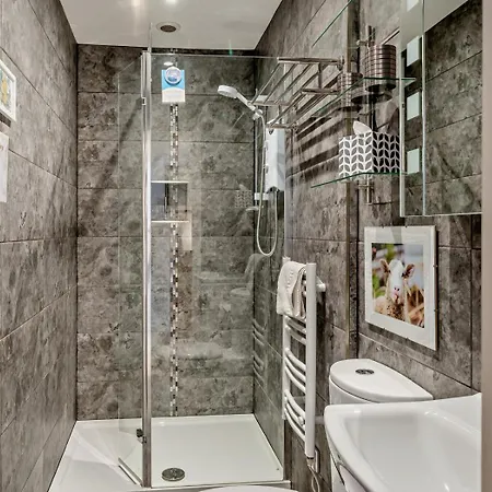 5 Bed In Grange-over-sands Oc-95876 別荘 *