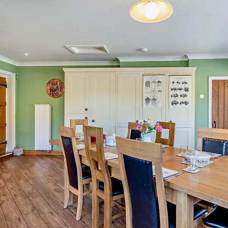 Holiday home 5 Bed In Newton In Cartmel 95876 High Newton