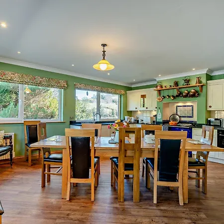 5 Bed In Newton In Cartmel 95876 Holiday home High Newton